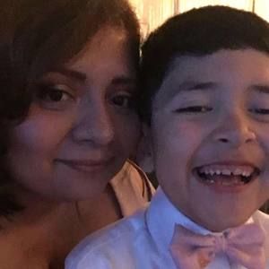 Meet your Posher, Miriam